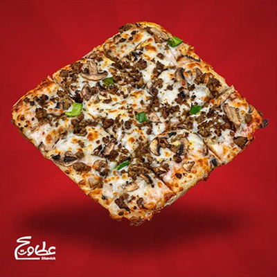 خمیر پیتزا 31*31 پنجره ای ، گوشت چرخ کرده ، قارچ ، فلفل دلمه ای و پنیر موزارلا پیتزا گوشت و قارچ پنجره ای بزرگ